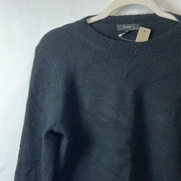 J. Crew AU196 Black Crewneck Sweater With Shoulder Buttons NWT size M - Picture 4 of 11